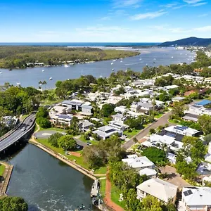 Quay Largo: Riverside Haven Apartment Noosaville